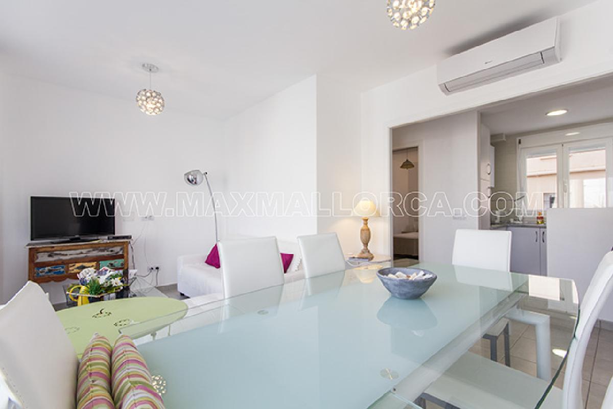 Disponible desde Octubre 2025 Mallorca Port Andratx Apartamento en el puerto 30m al mar – Foto 1