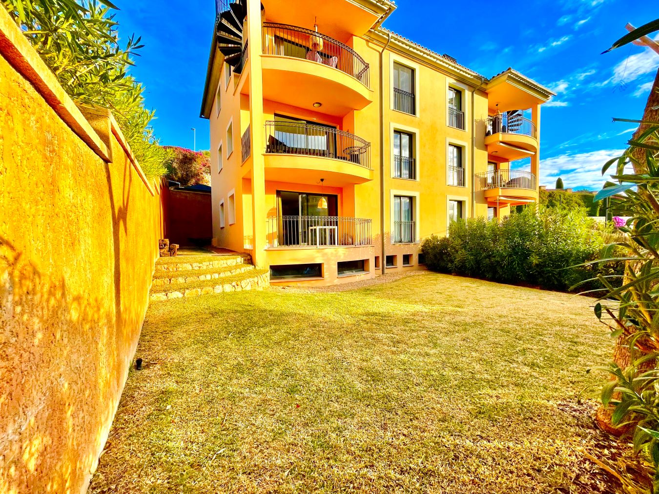 Camp de Mar 297 m2 Sonnenflächen - Garten-Wohnetage mit sehr großem Garten – Foto 6