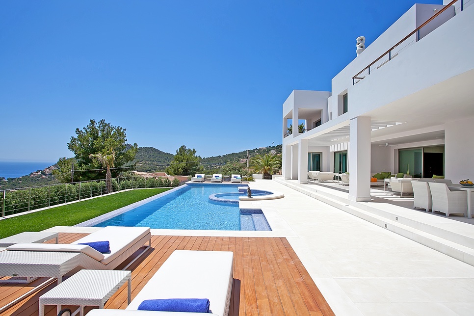 Villa Son Gaudi Luxury Private Residence in First Mallorca Location Montport Dali Puerto Andratx – Photo 4