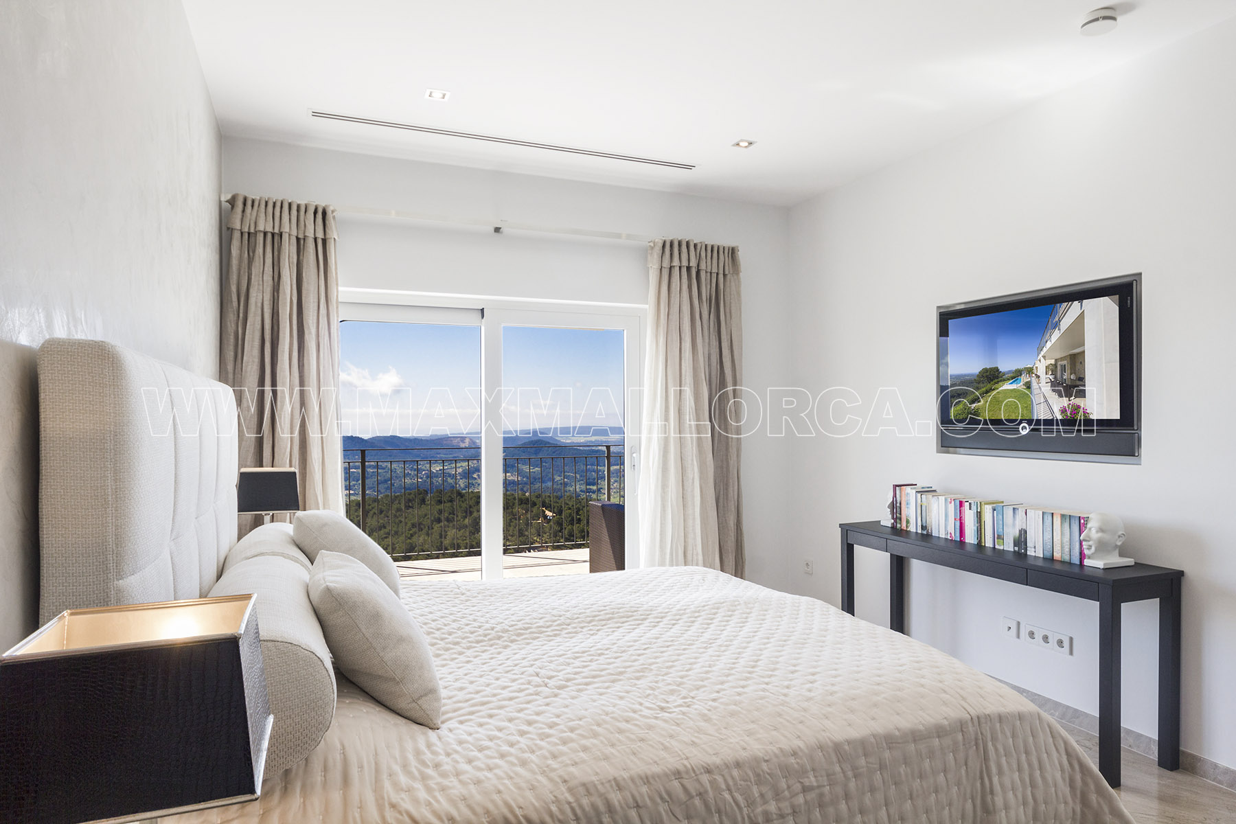 VERKAUFT!!! Finca-Villa mit Königsblick über Mallorca modern & klassisch Nähe Puerto Portals & Palma – Foto 7