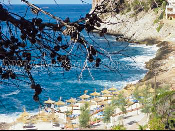 Moderne Mallorca Wohn-Etage in Puerto Andratx mit Meerblick auf die Cala Llamp Beach Club – Foto 8