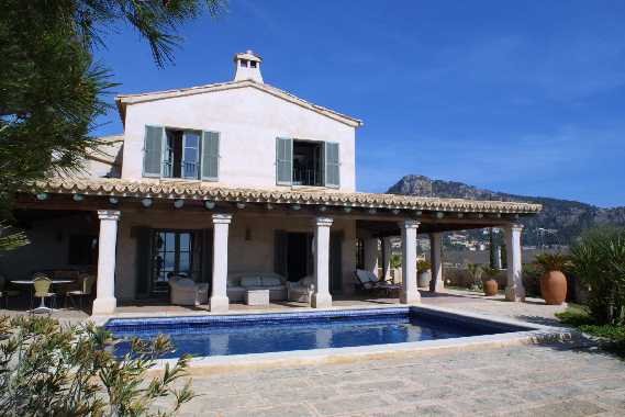 Villa mit 4 Gästehäusern & Kirche!!! – Foto 7